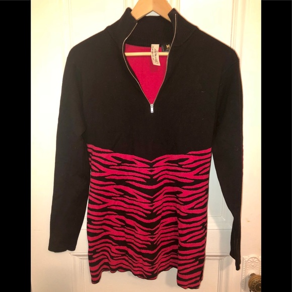 Obermeyer Sweaters - Obermeyer Women’s Ski Sweater Size Medium